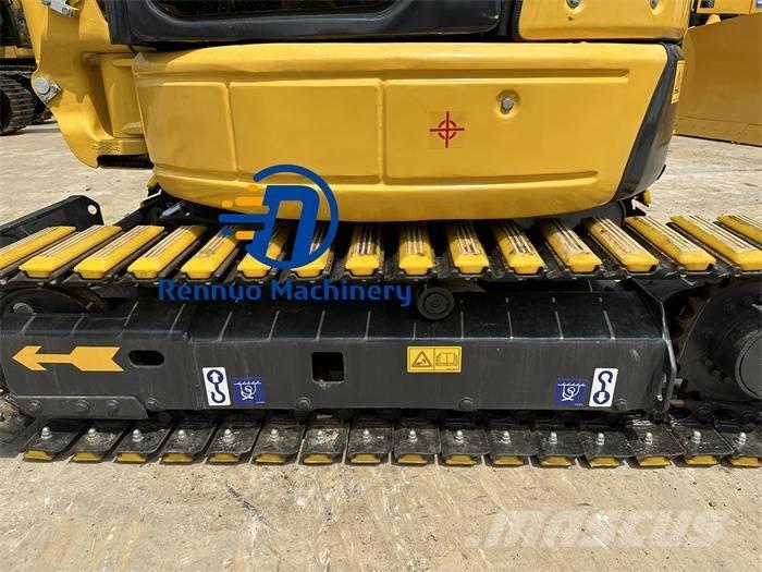 Komatsu PC 35 MR Mini kotrók < 7t