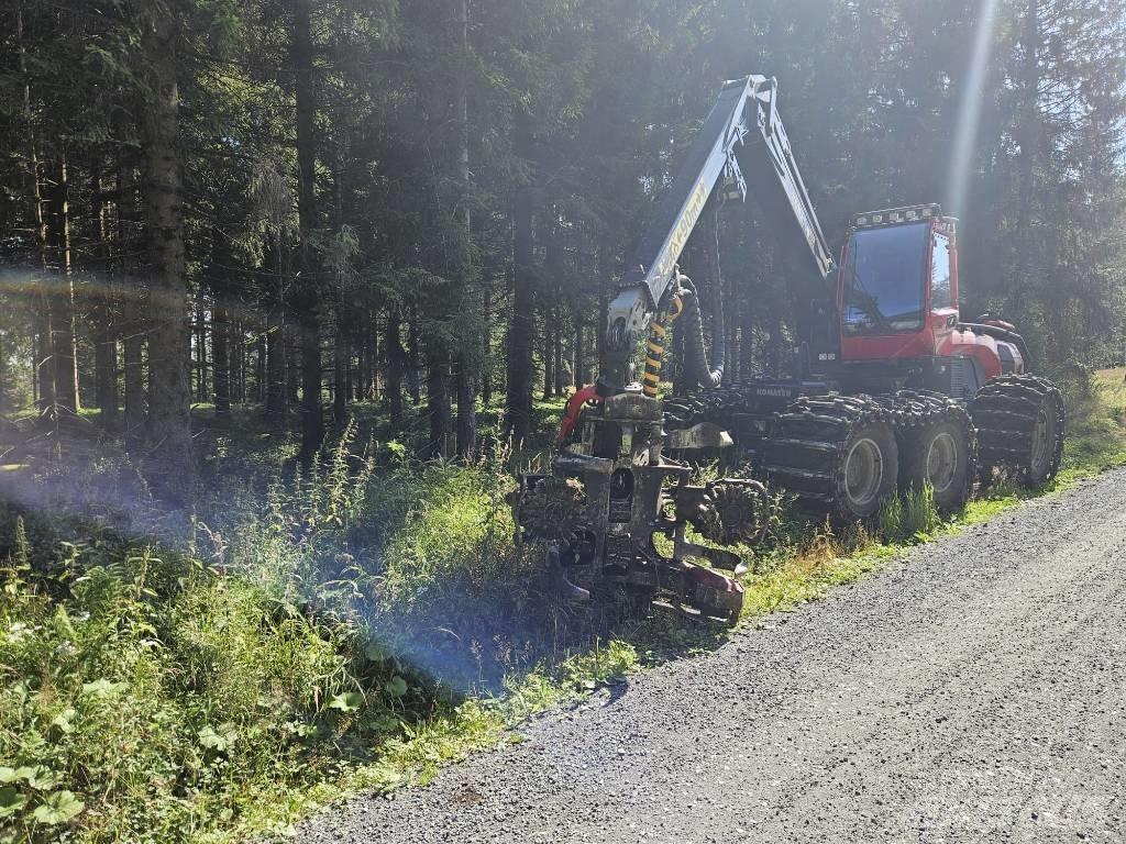 Komatsu 951 Betakarítók