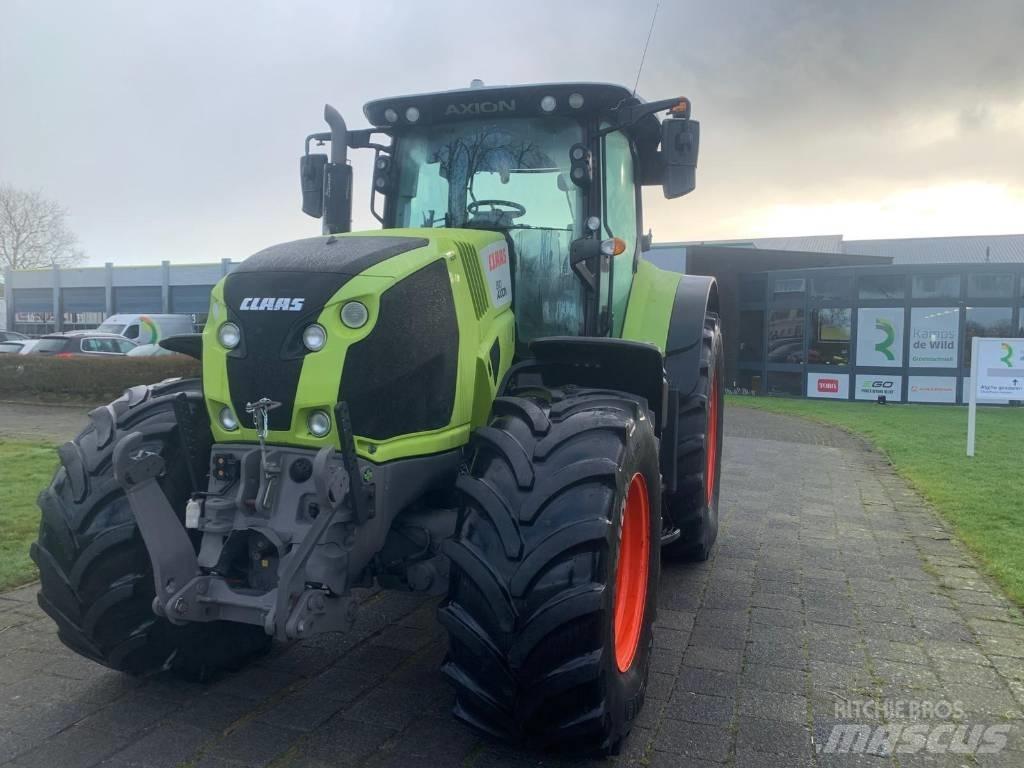 CLAAS Axion 810 CIS+ Traktorok