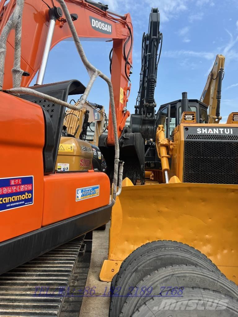 Doosan DX140 Lánctalpas kotrók