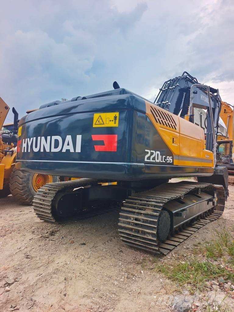 Hyundai 220LC-9S Lánctalpas kotrók