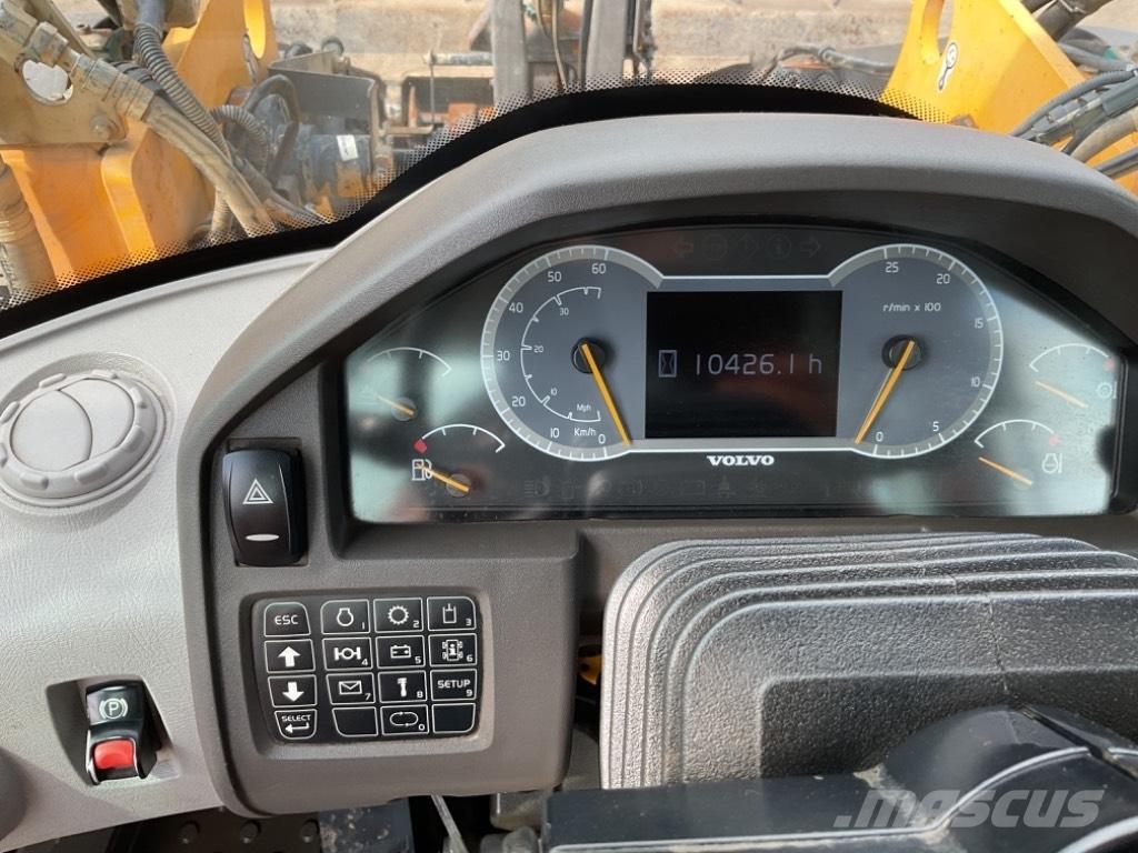 Volvo L110H Gumikerekes homlokrakodók