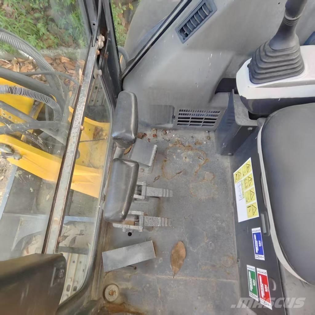 Komatsu PC 55 MR Mini kotrók < 7t