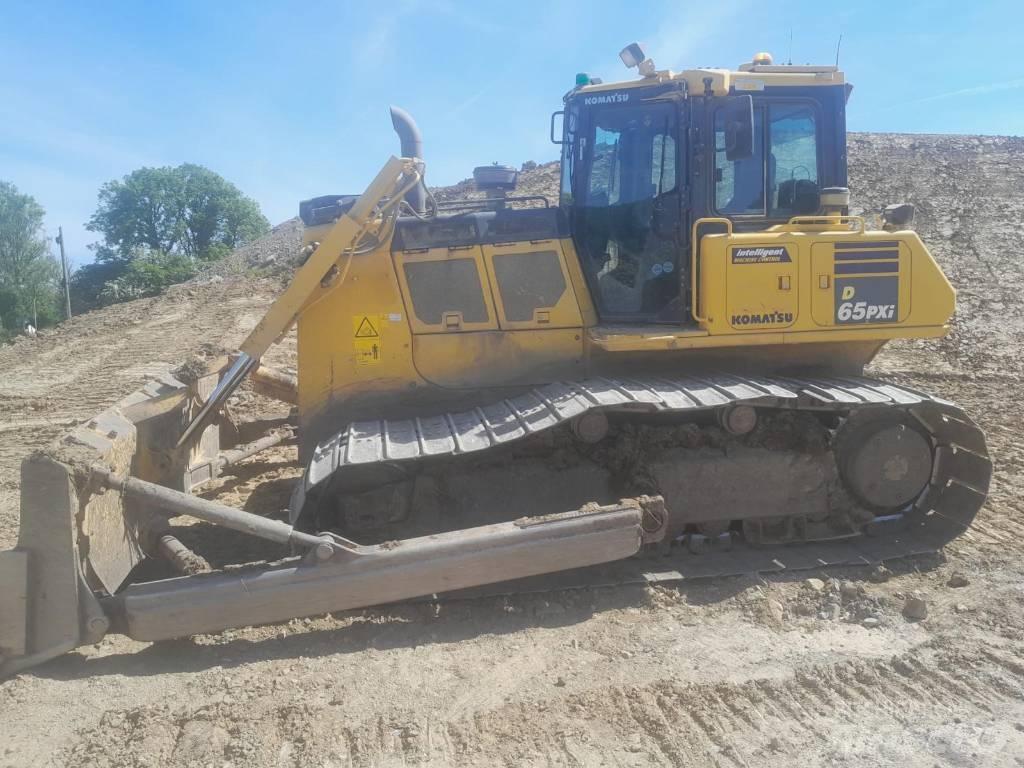 Komatsu D65PX-18 lánctalpas dózerek