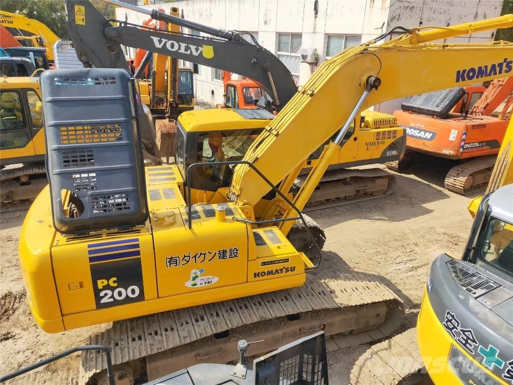 Komatsu PC200-7 Lánctalpas kotrók