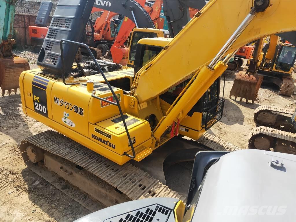 Komatsu PC200-7 Lánctalpas kotrók