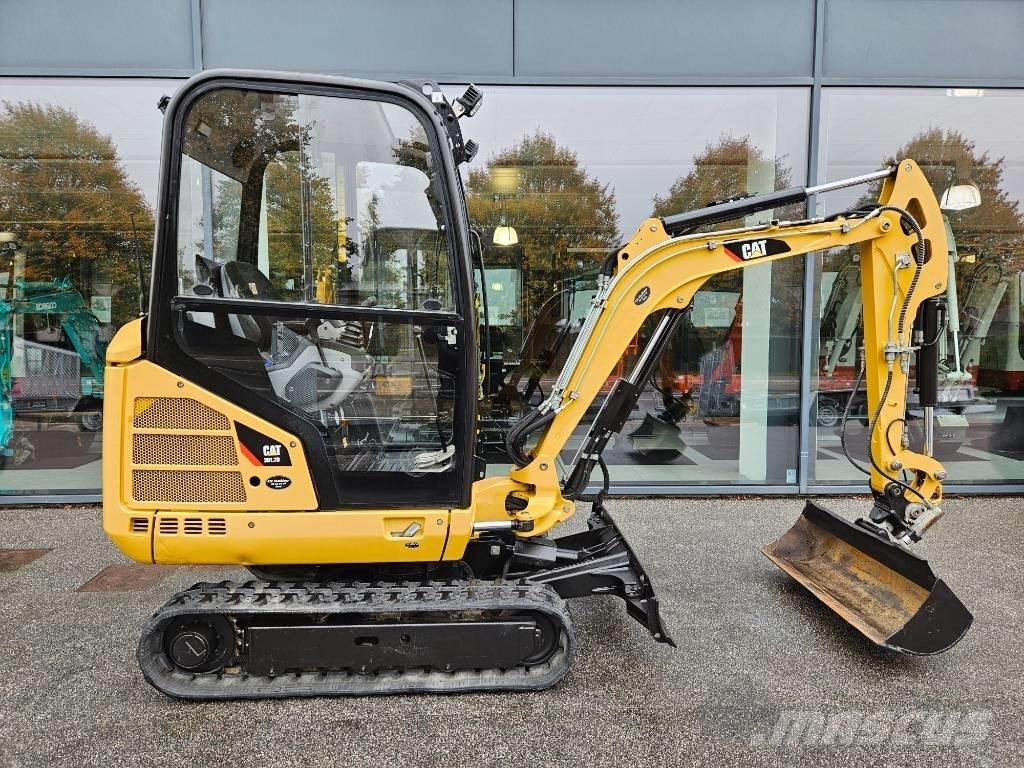 CAT 301.7 D Mini kotrók < 7t