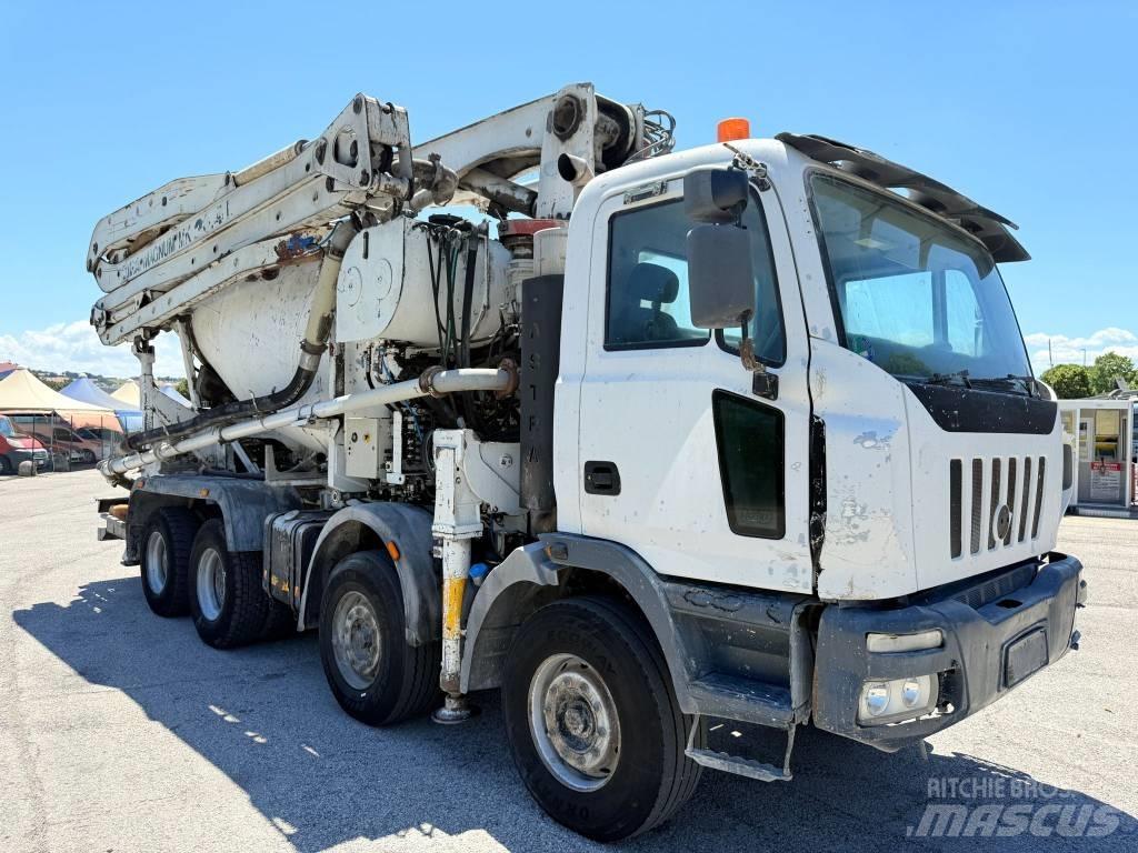 Astra Betonpompa Betonkeverők/Betonpumpák