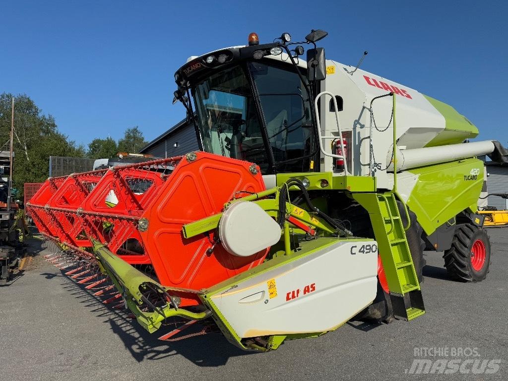 CLAAS Tucano 420 Kombájnok