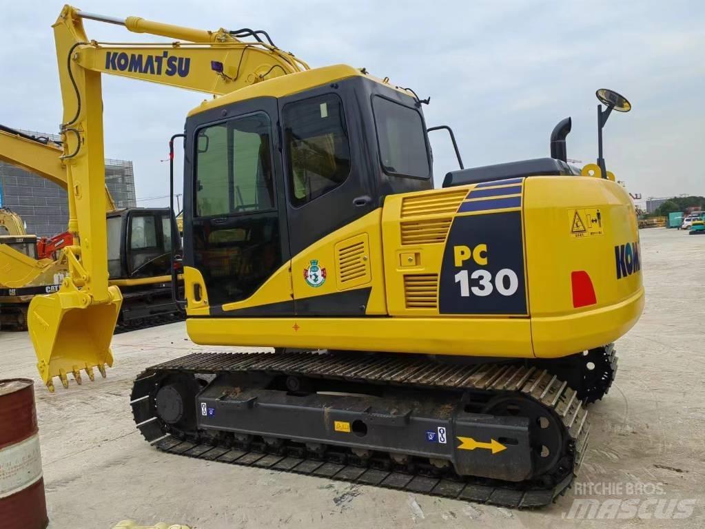 Komatsu PC 130-7K Közepes (midi) kotrók 7 t - 12 t