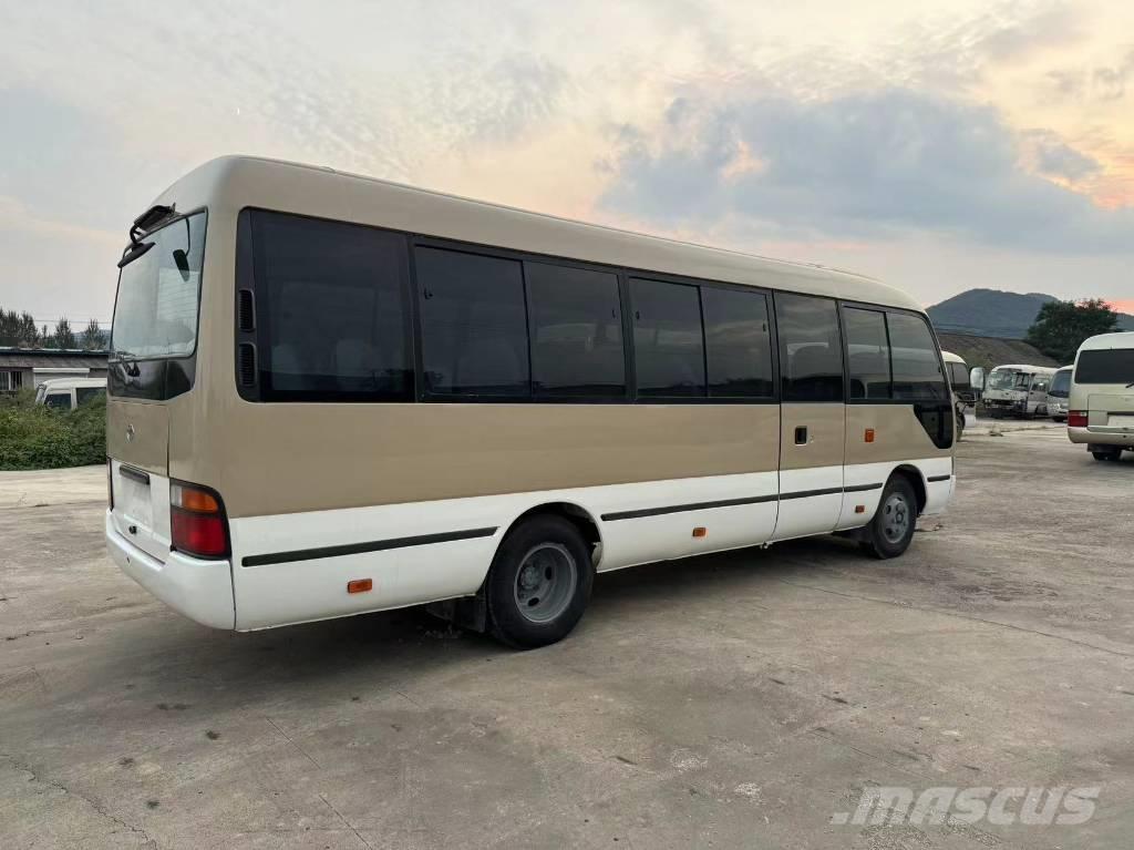 Toyota Coaster Bus Mini buszok