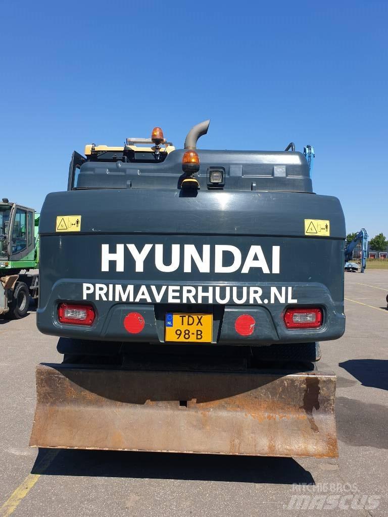 Hyundai HW160 Gumikerekes kotrók