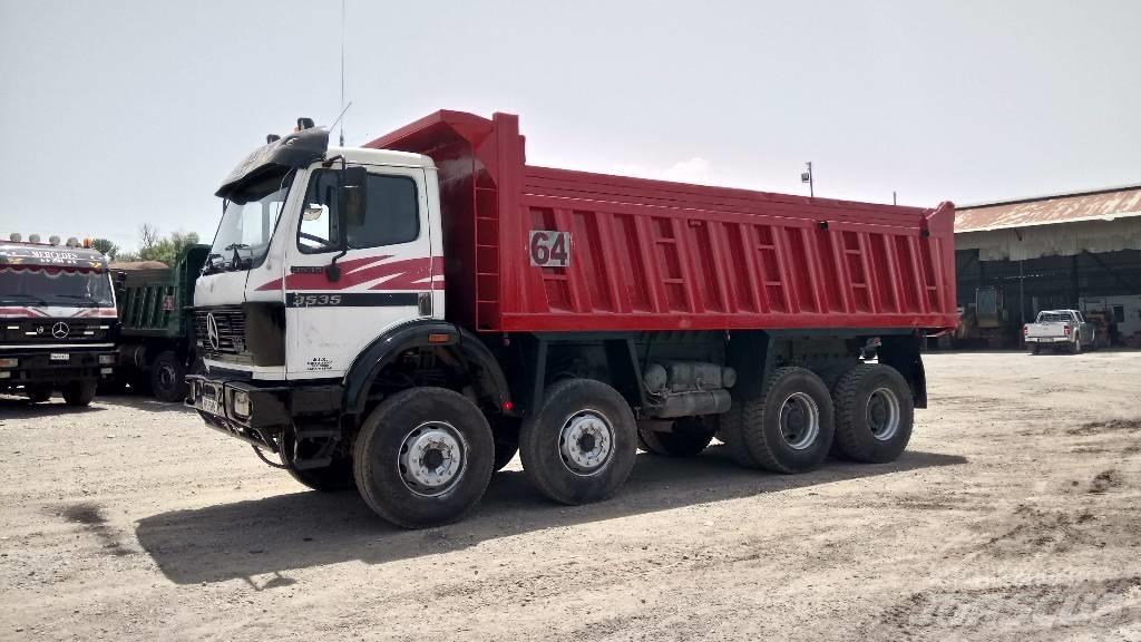 Mercedes-Benz 3535 Billenő teherautók