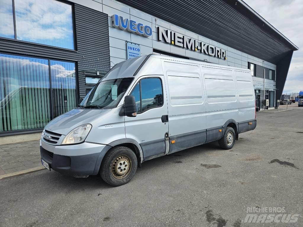 Iveco Daily 35S18 Transporterek
