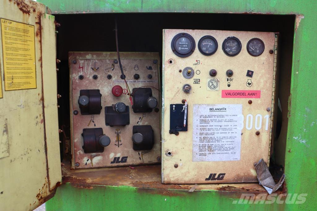 JLG 150 HAX Karos emelők