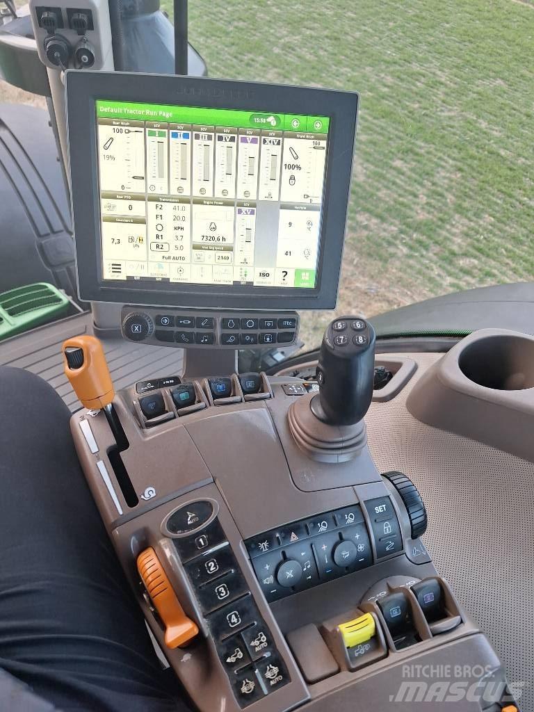 John Deere 7310R Traktorok