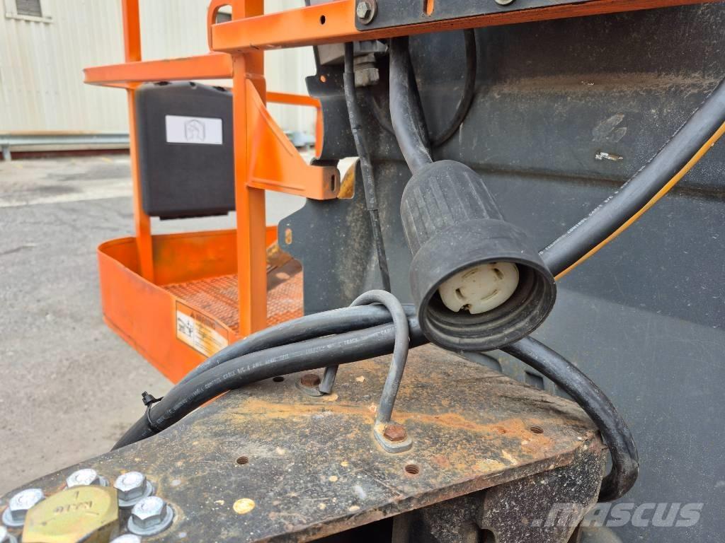 JLG 400 S Teleszkópos emelők