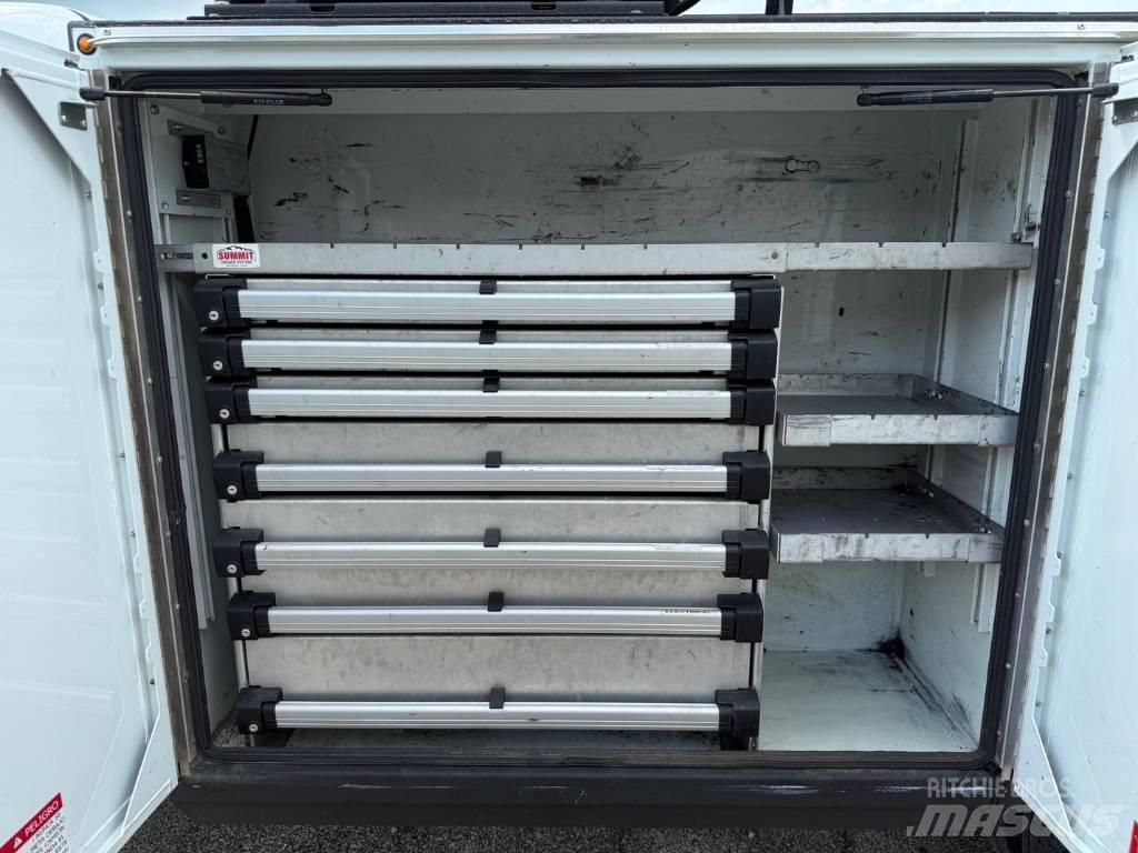 RAM 5500 TRADESMAN Közúti karbantartó haszongépek