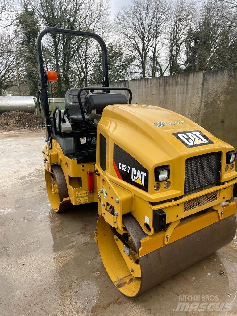 CAT CB 2.7 Ikerdobos hengerek