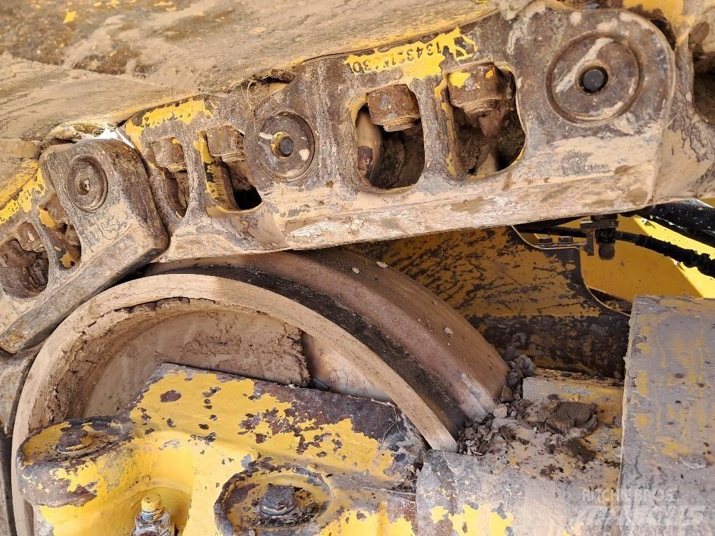 Komatsu D61PXI-24E0 lánctalpas dózerek