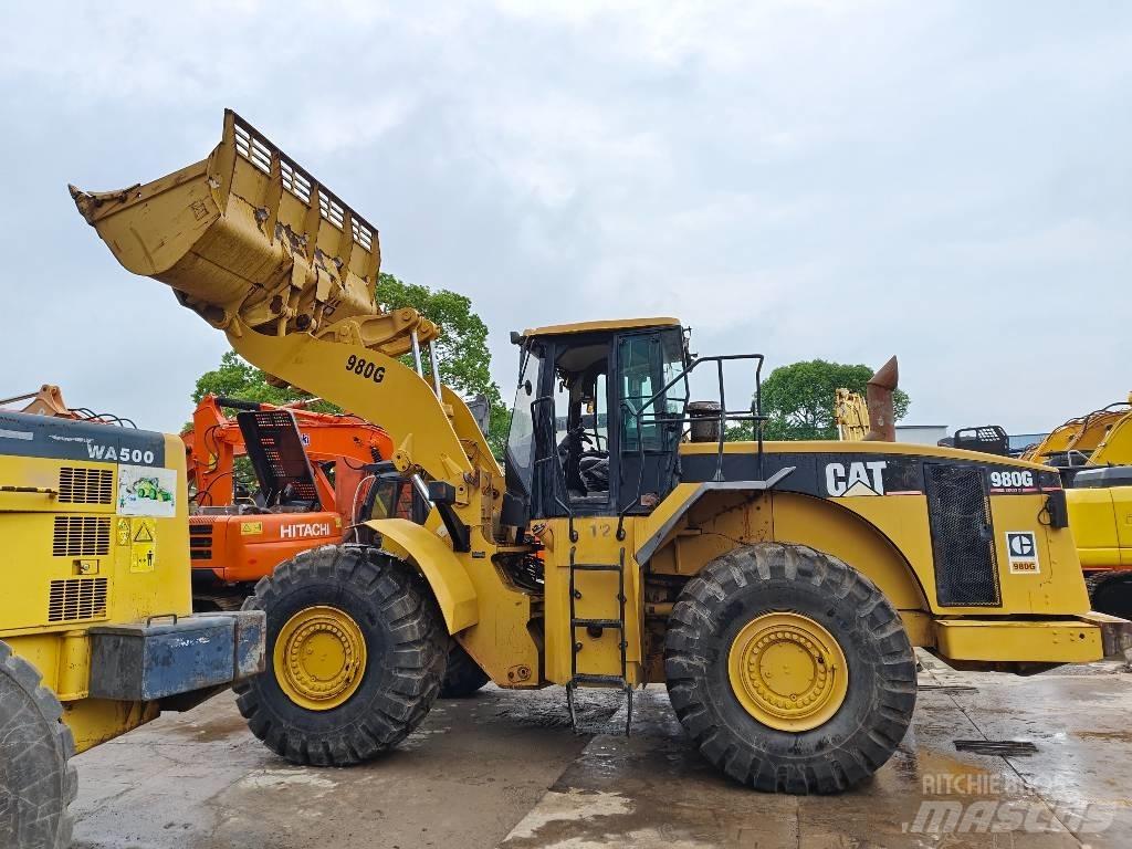CAT 980 G Gumikerekes homlokrakodók