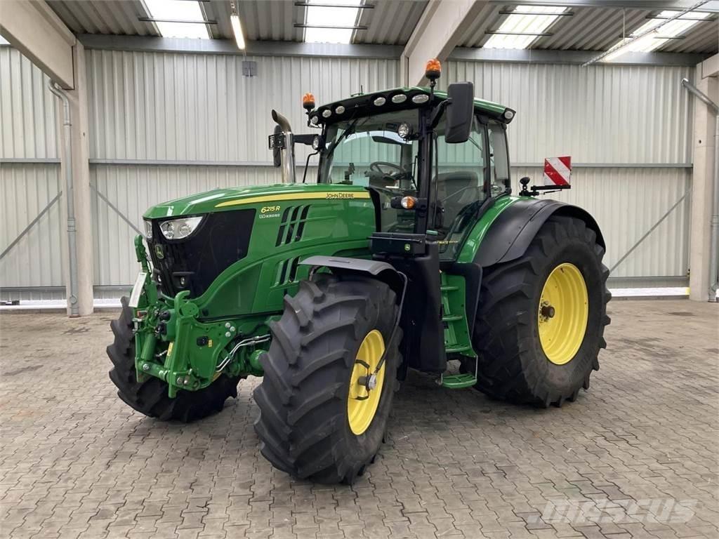 John Deere 6215R Traktorok