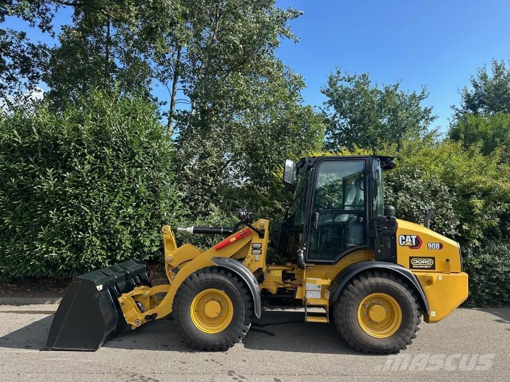 CAT 908 Gumikerekes homlokrakodók