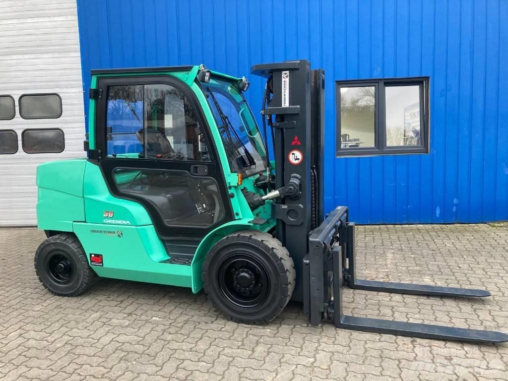 Mitsubishi FD 50 Dízel targoncák