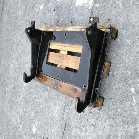 JCB INTERFACE Egyéb adapterek és tartozékok
