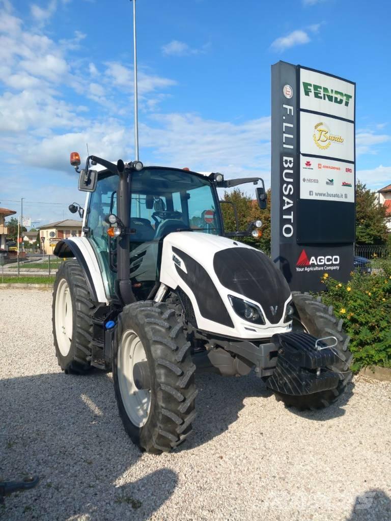 Valtra A 104 Traktorok