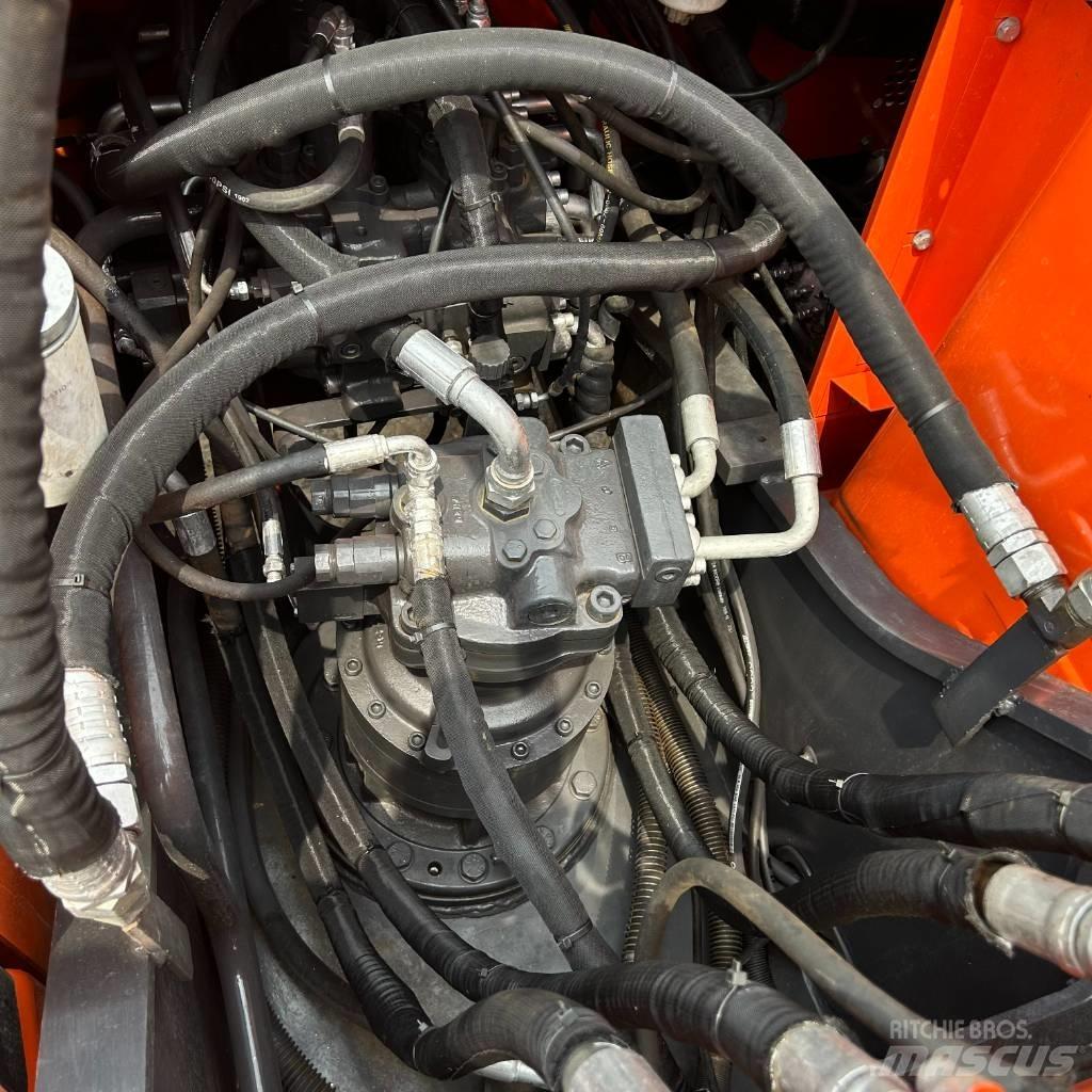Doosan DX 225 LC Lánctalpas kotrók