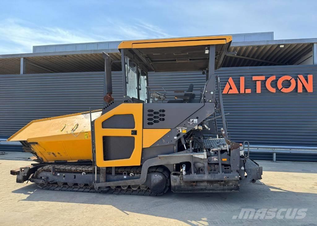 Volvo P 6820C Aszfalt terítõ gépek