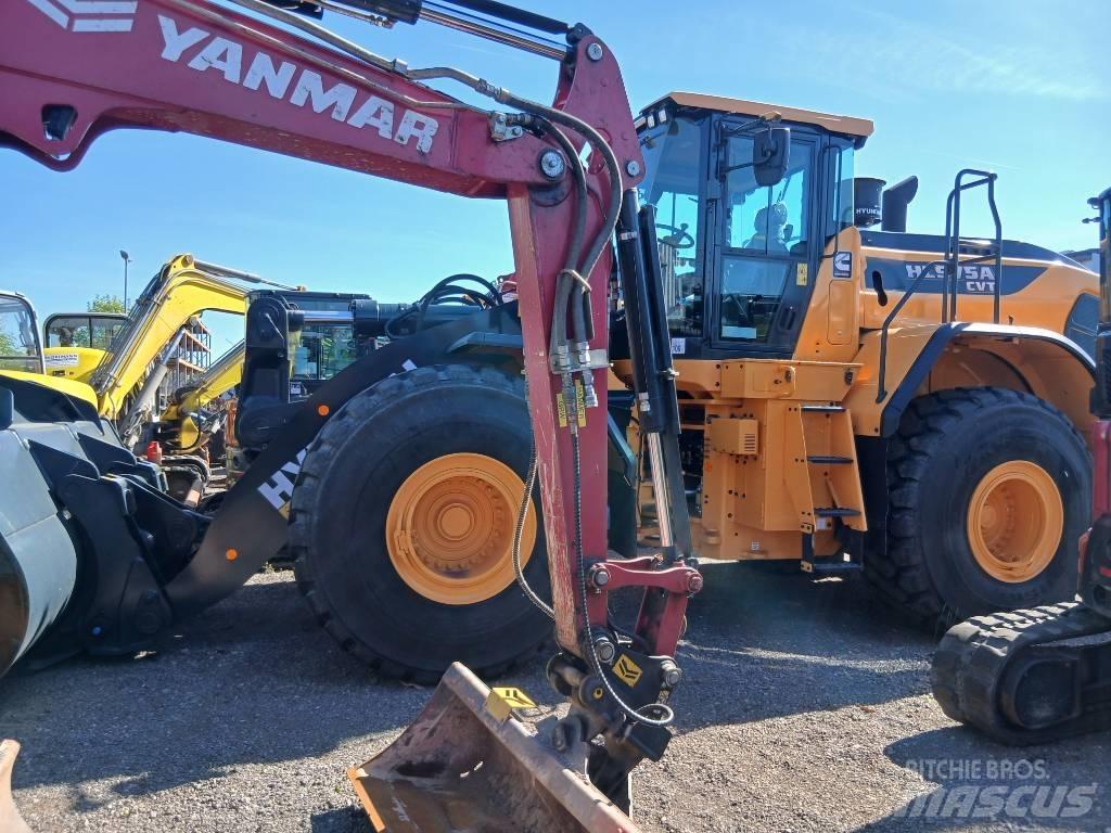 Hyundai HL 975 ACVT Gumikerekes homlokrakodók