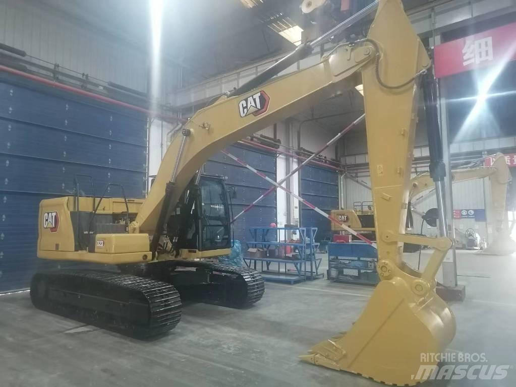 CAT 323 Lánctalpas kotrók