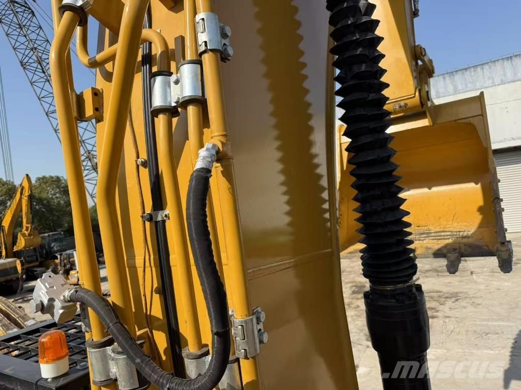 CAT 349 Lánctalpas kotrók