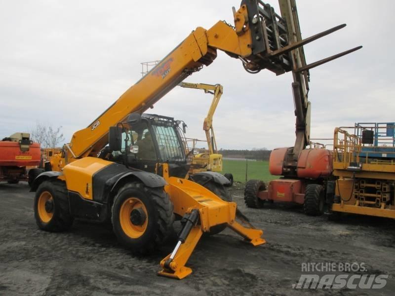 JCB 540-140 Teleszkópos rakodók