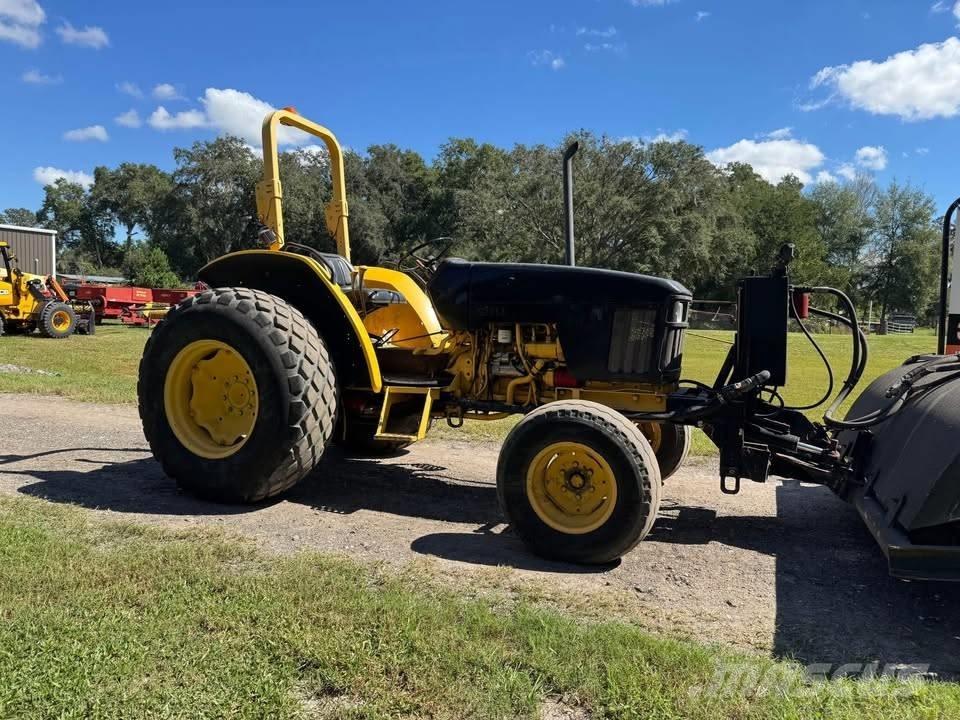 John Deere 5320 Traktorok