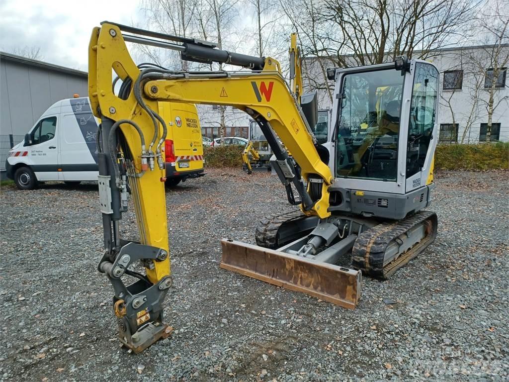 Wacker Neuson ET42 Lánctalpas kotrók