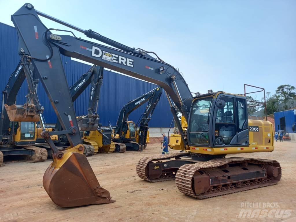 John Deere 200G Lánctalpas kotrók