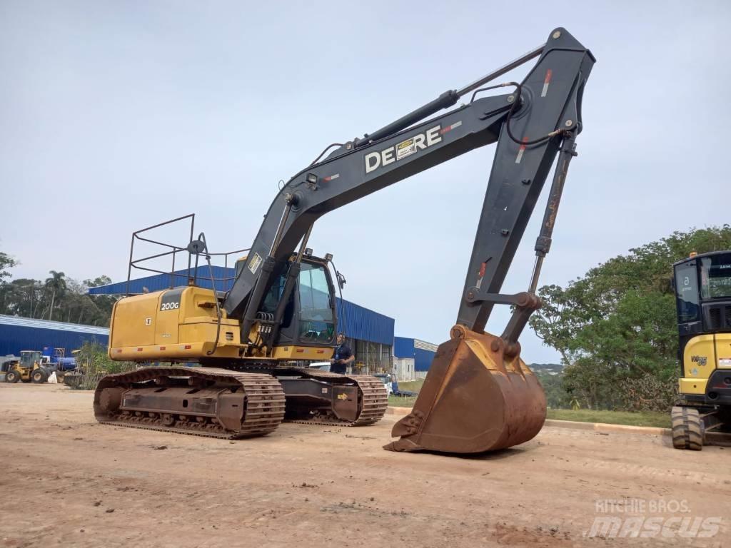 John Deere 200G Lánctalpas kotrók