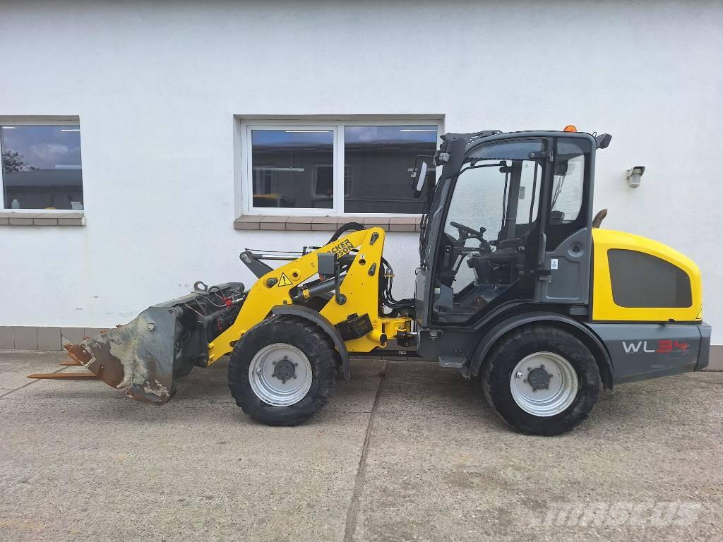 Wacker Neuson WL 34 Gumikerekes homlokrakodók