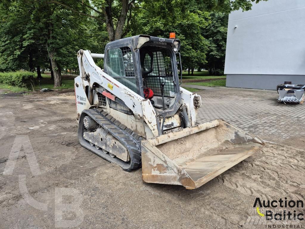 Bobcat T 590 Lánctalpas homlokrakodók