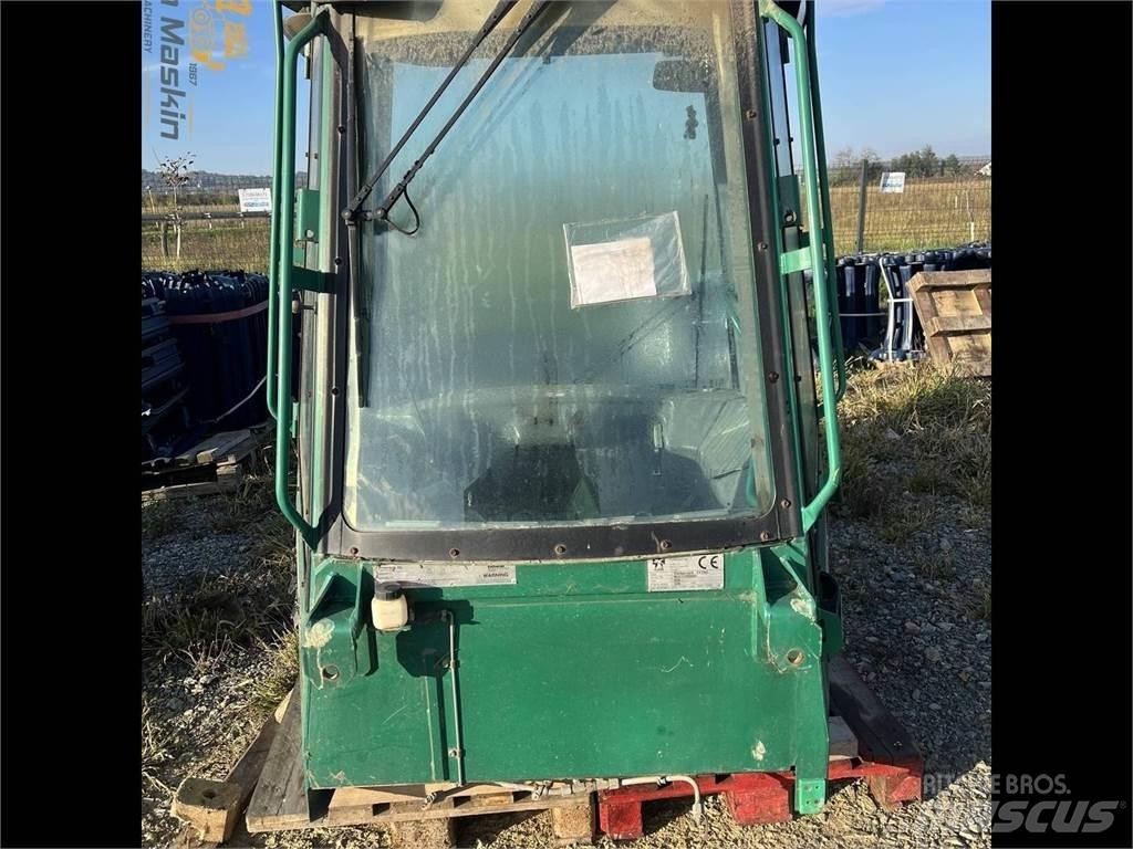 Timberjack 1110D Vezetőfülke és belső tartozékok