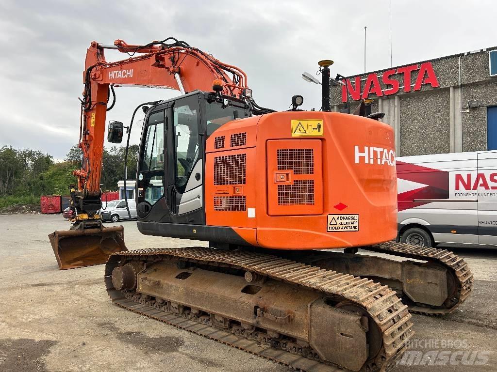 Hitachi ZX225USLC-5 Lánctalpas kotrók