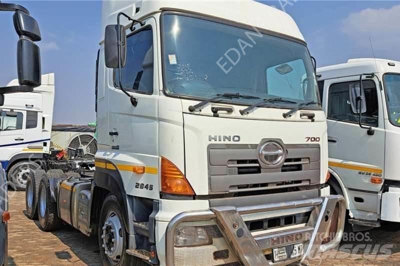 Hino 700 Egyéb