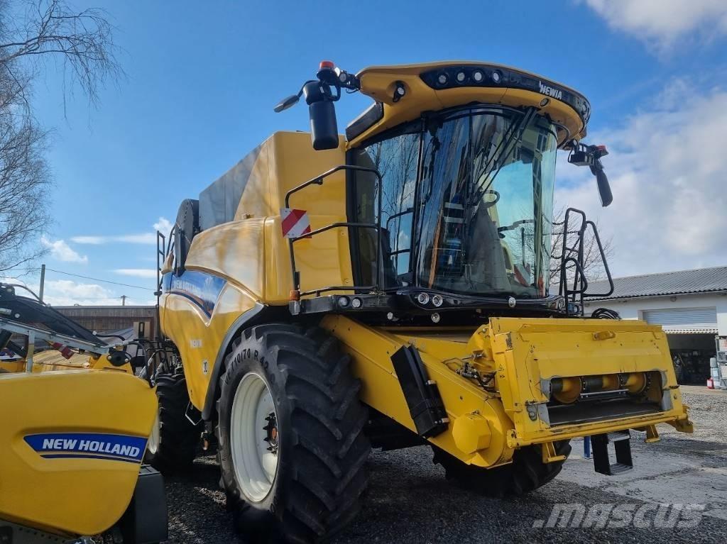 New Holland CX 8.70 Kombájnok