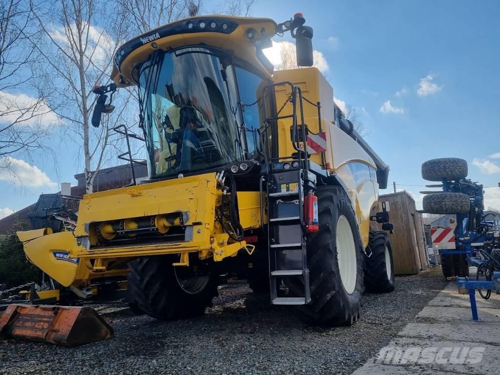New Holland CX 8.70 Kombájnok