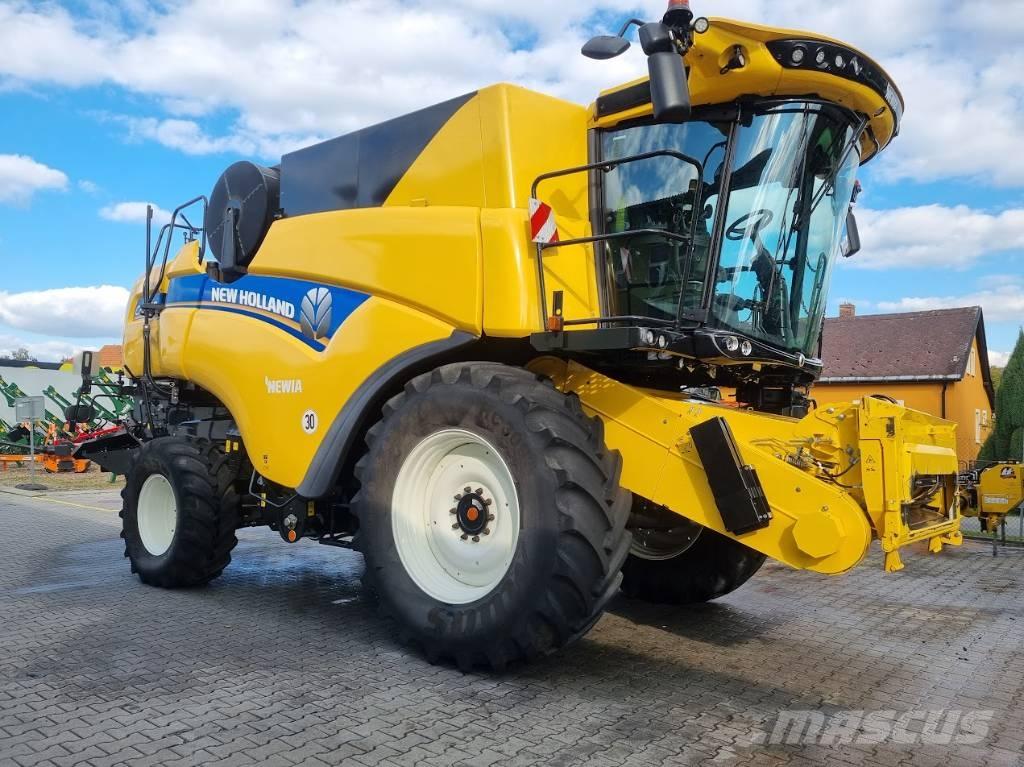 New Holland CX 8.70 Kombájnok