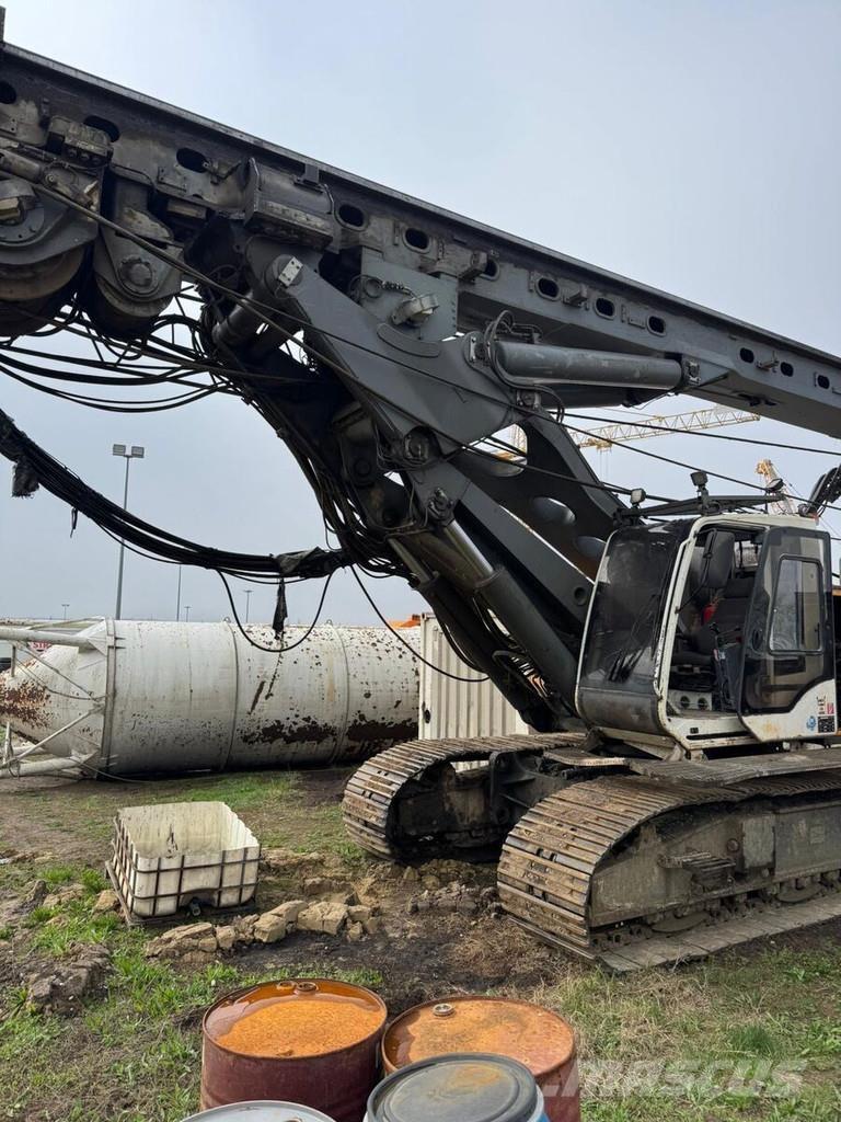 Liebherr LB 28 Nagy teljesítményű fúrók