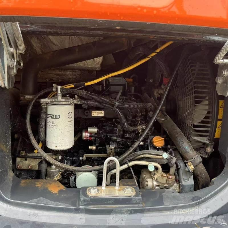 Hitachi ZX 55 Mini kotrók < 7t